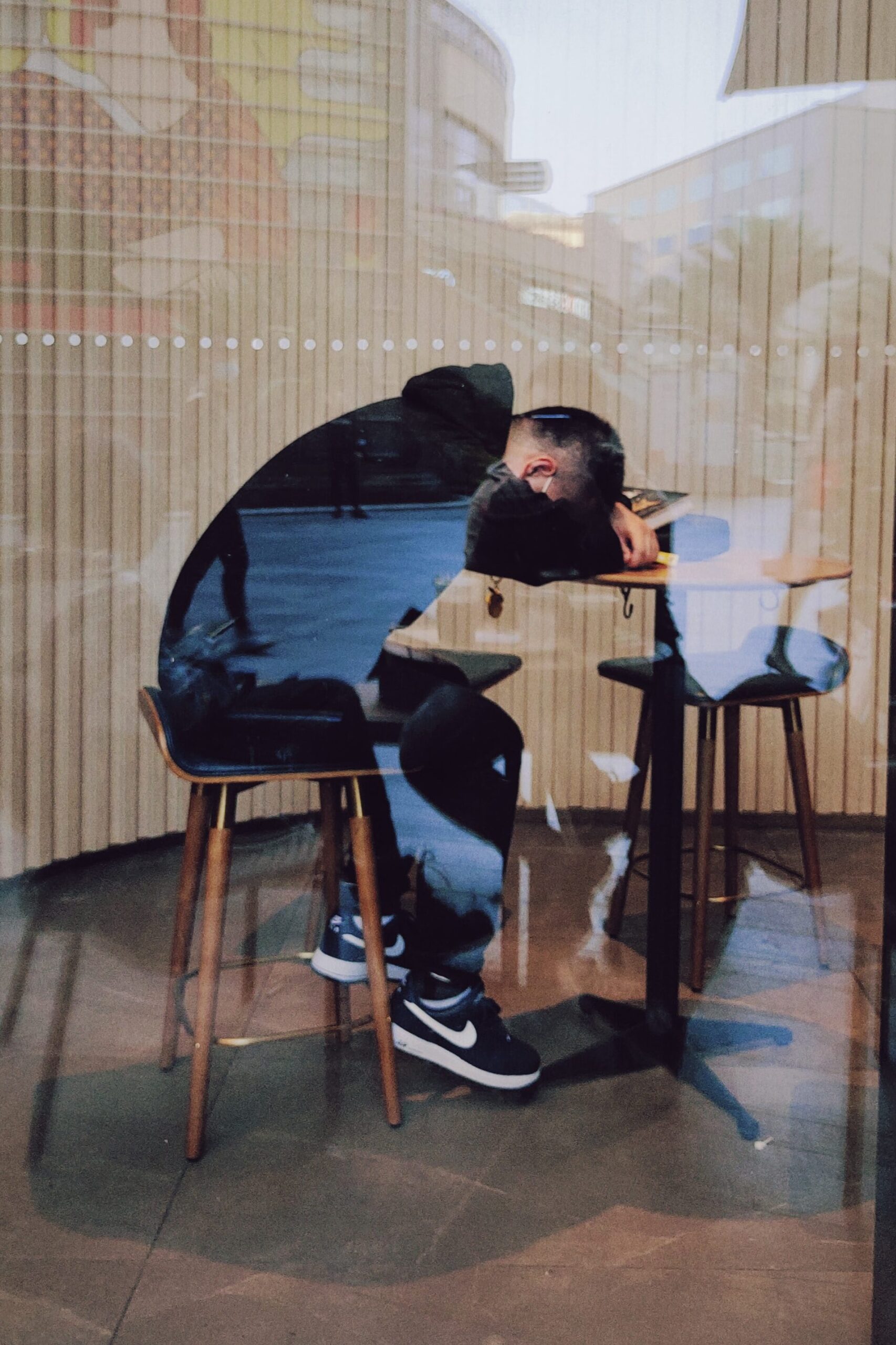 Keiner Versteht Mich?  Finde Trost und Ausdruck durch Ausmalbilder!